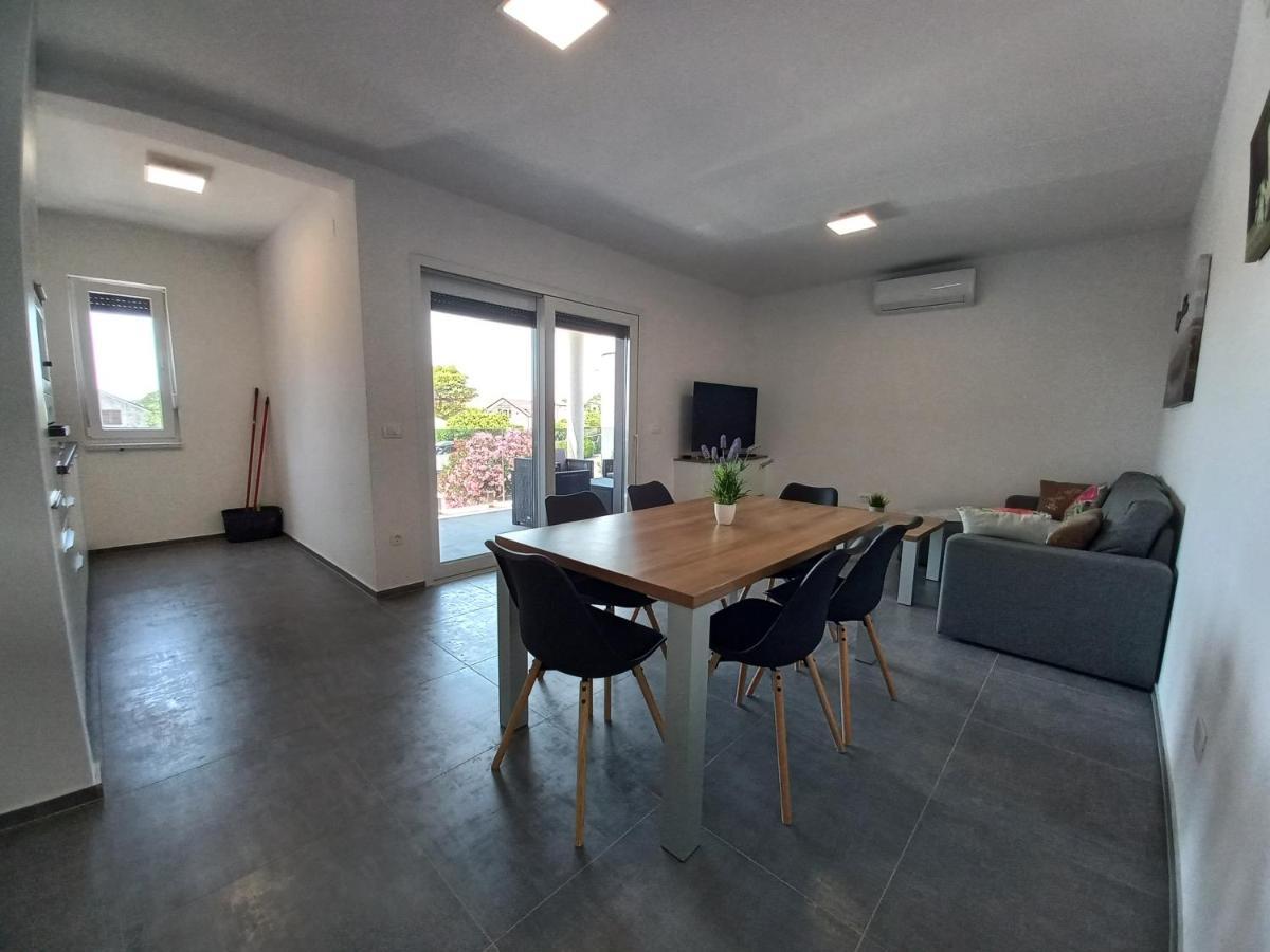 Apartment Martina ヴィル エクステリア 写真