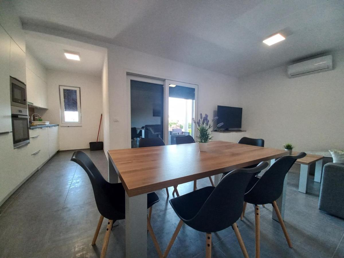 Apartment Martina ヴィル エクステリア 写真
