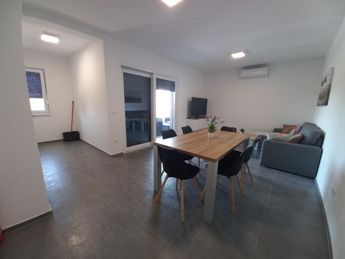 Apartment Martina ヴィル エクステリア 写真